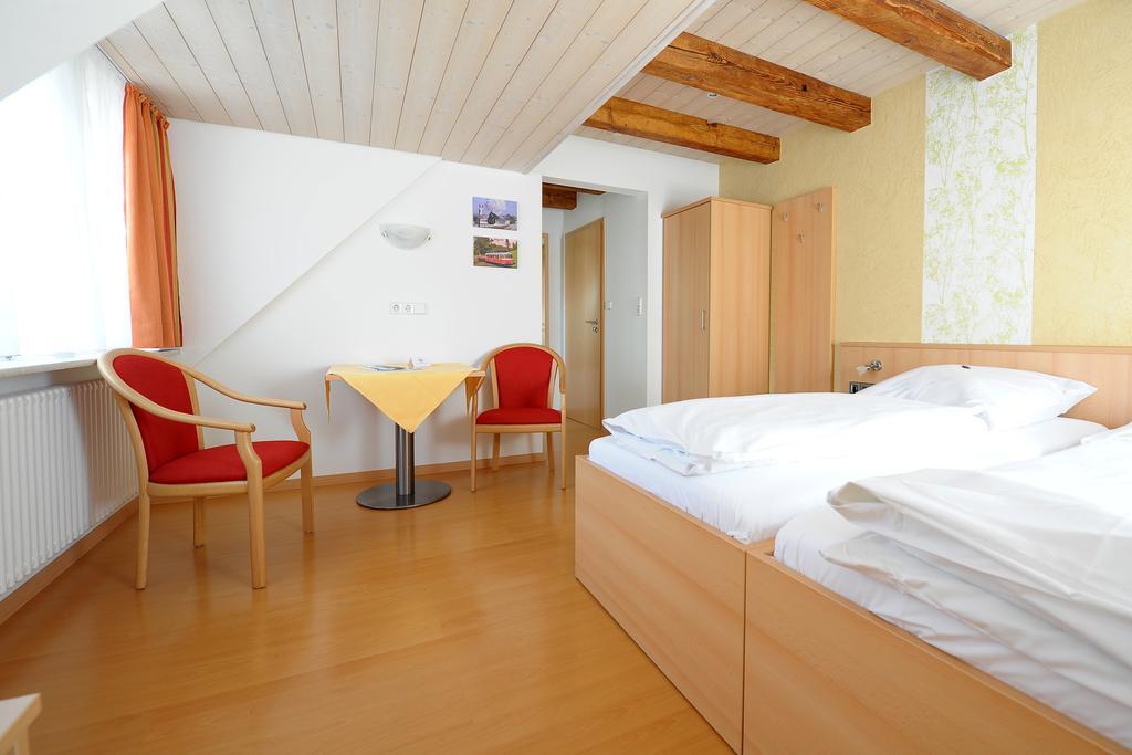 Gasthof Zum Lamm Gomadingen Szoba fotó