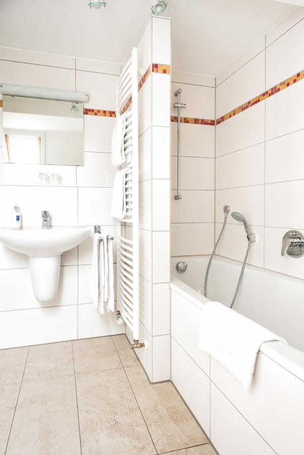 Gasthof Zum Lamm Gomadingen Kültér fotó